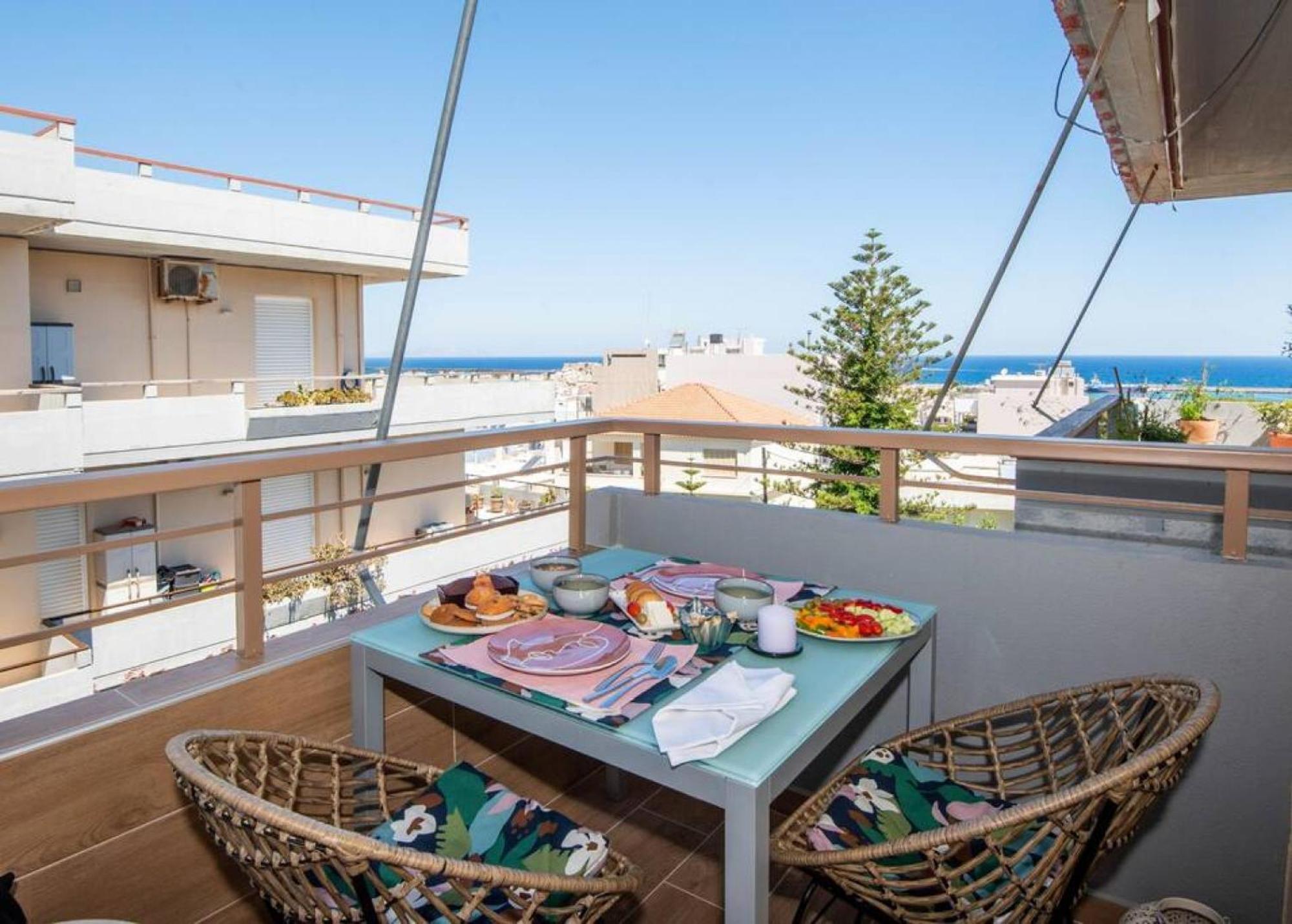 LoveBirds Rethymno Suite Esterno foto