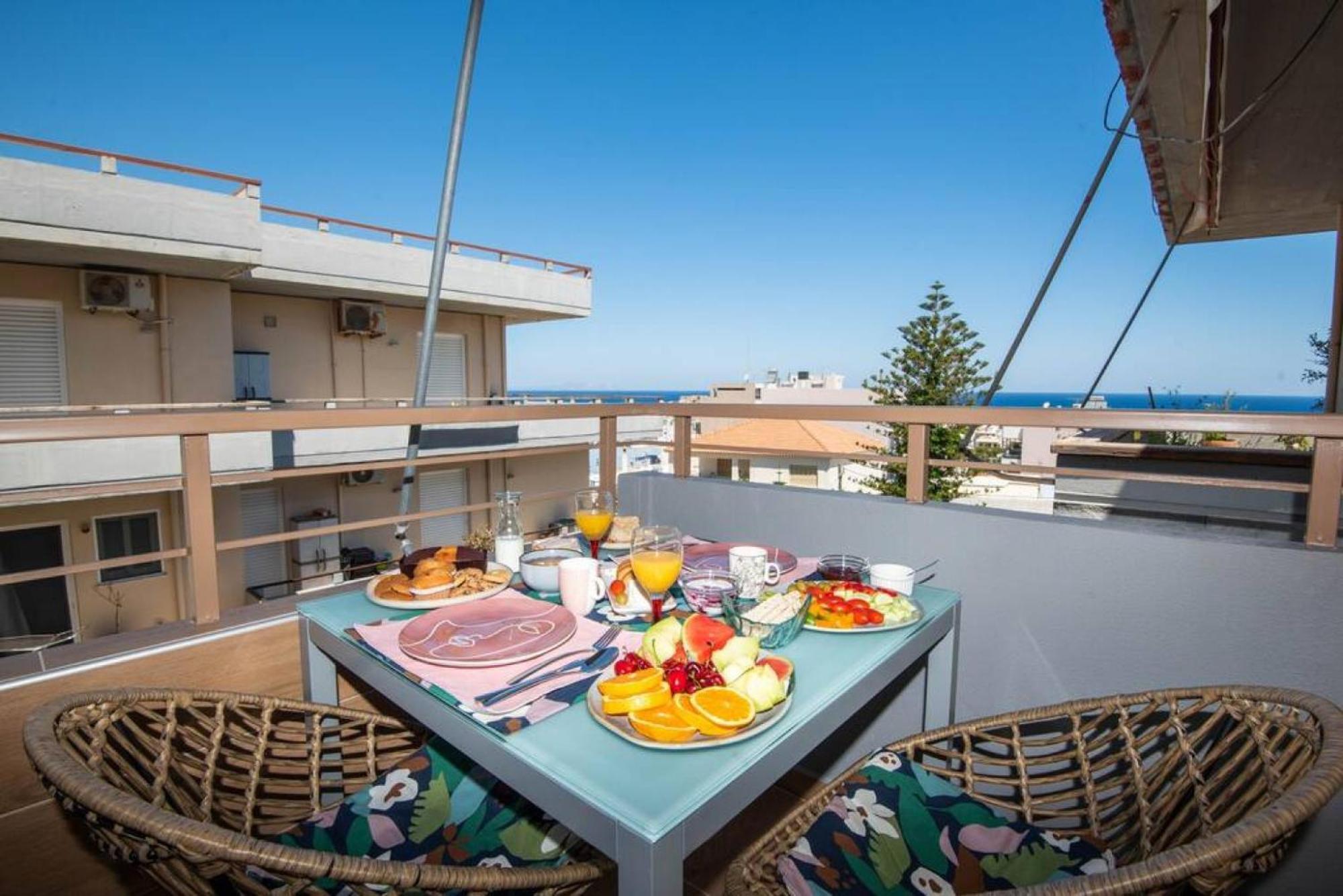 LoveBirds Rethymno Suite Esterno foto