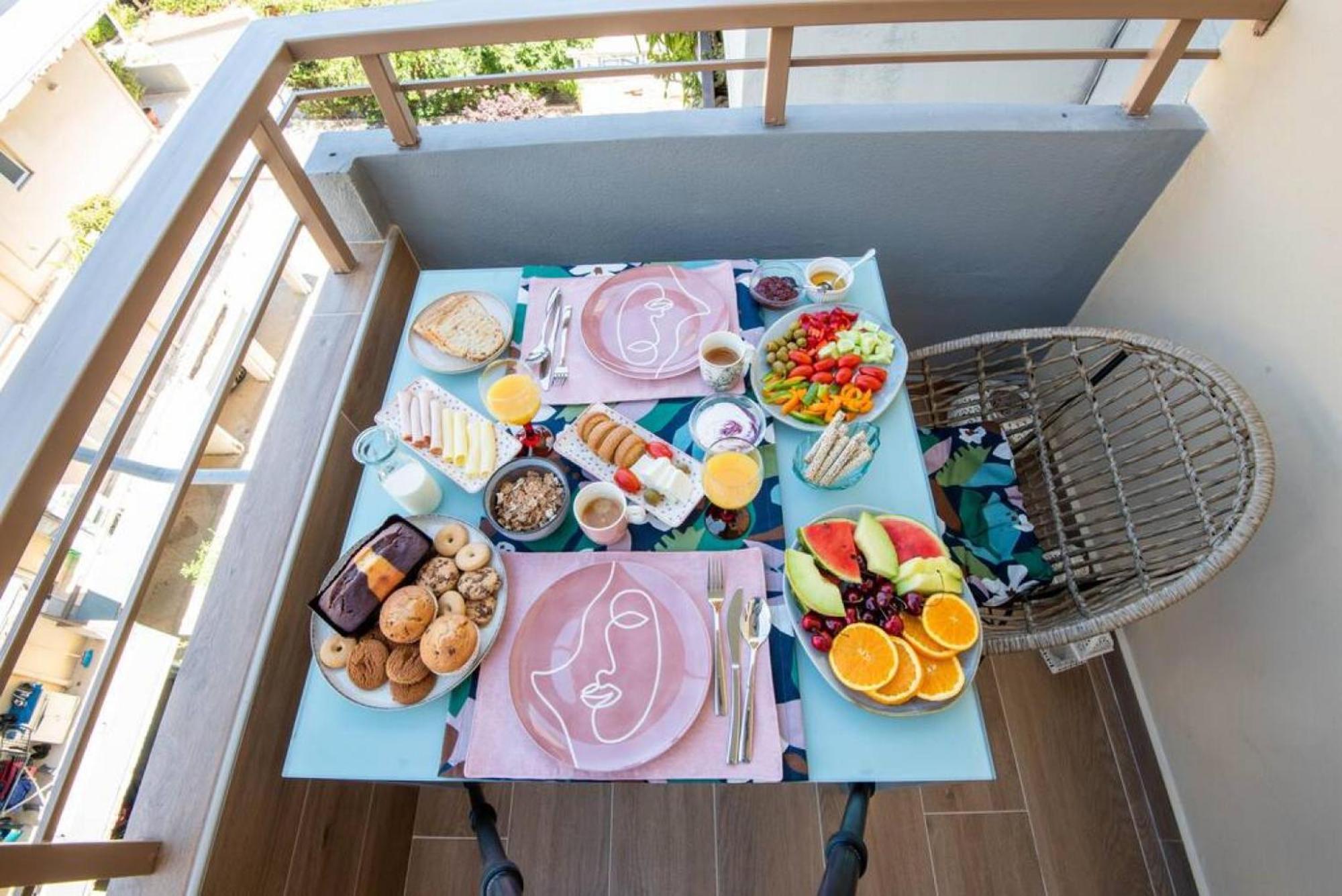LoveBirds Rethymno Suite Esterno foto